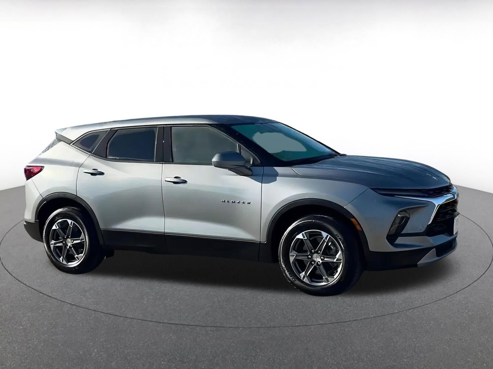 Thumbnail: 2025 Chevrolet Blazer - 16