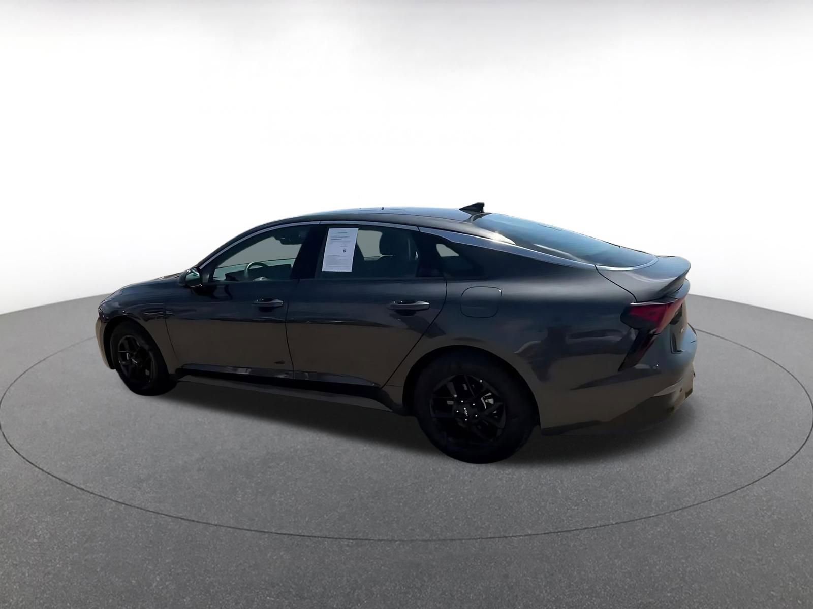 Thumbnail: 2025 Kia K5 - 10