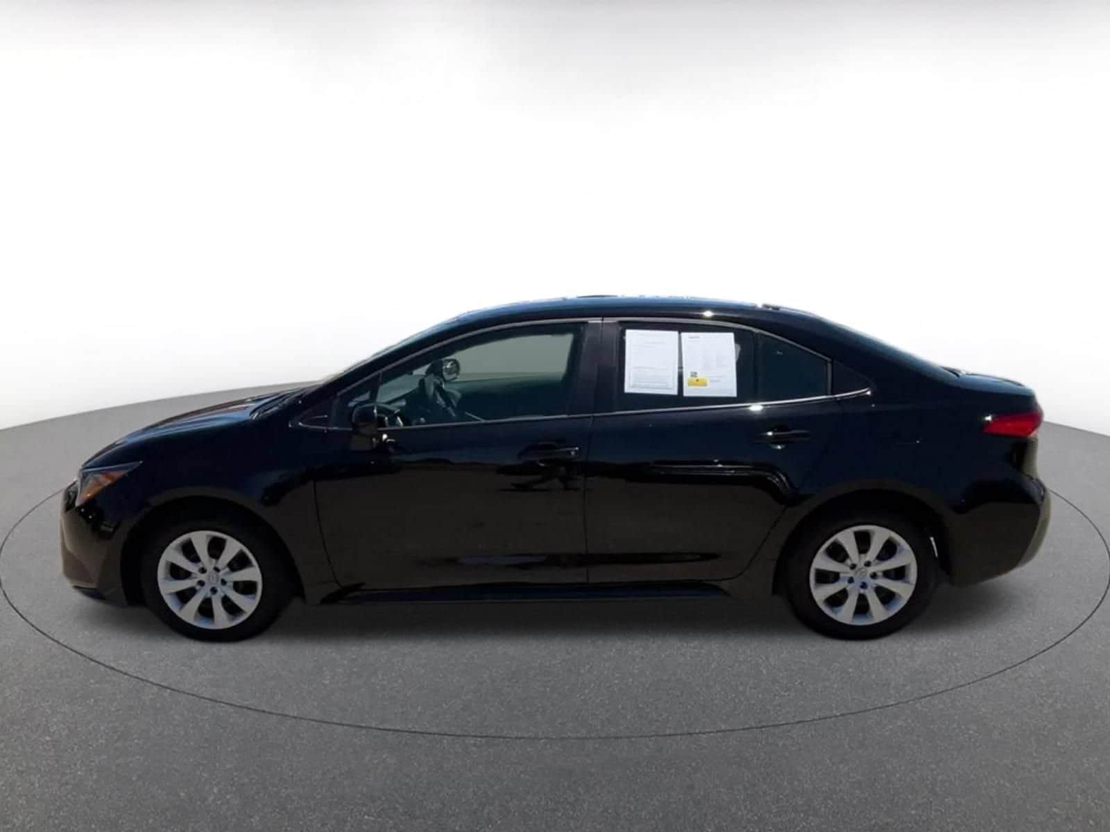 Thumbnail: 2025 Toyota Corolla - 9