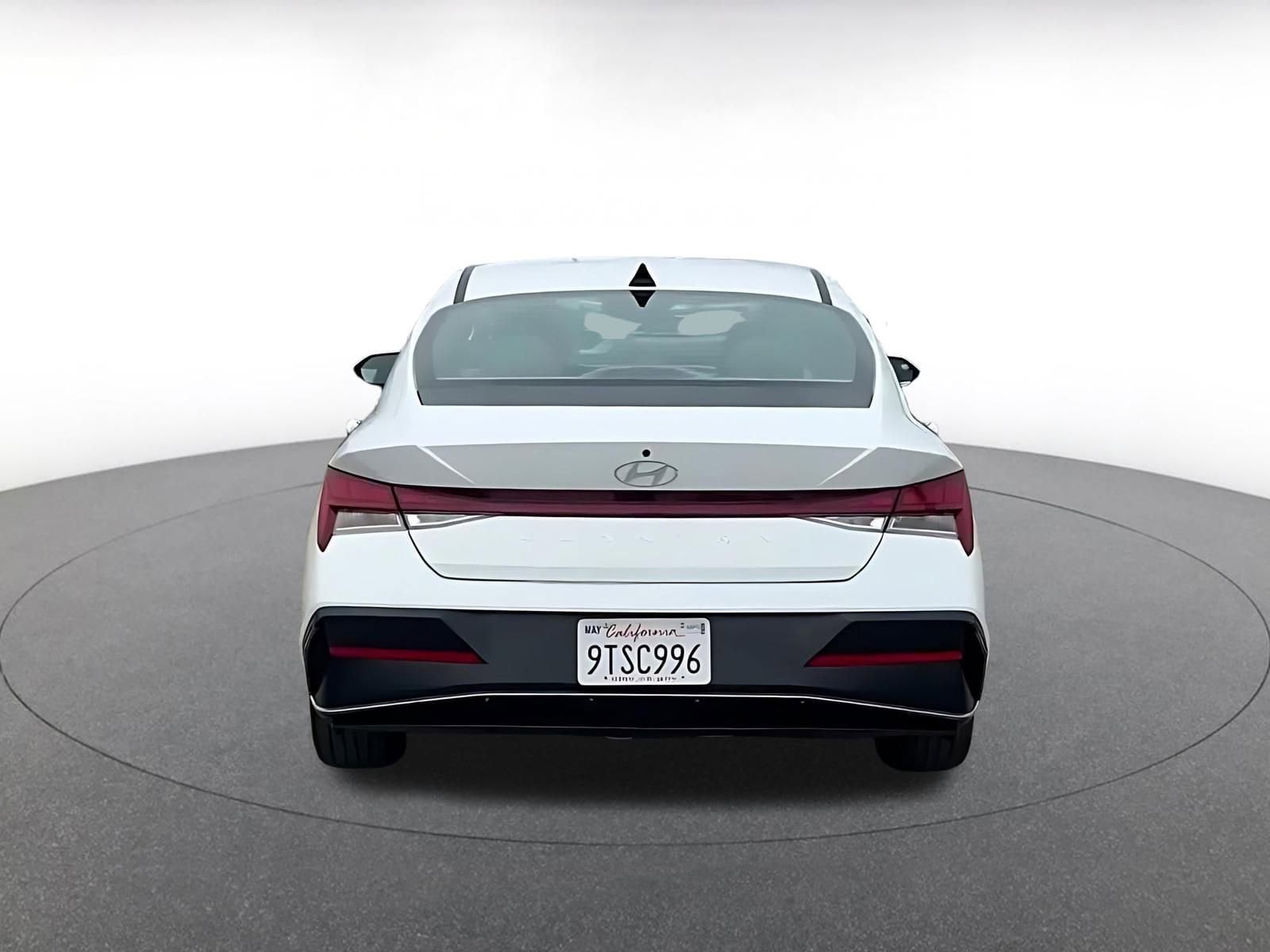 Thumbnail: 2025 Hyundai Elantra - 11