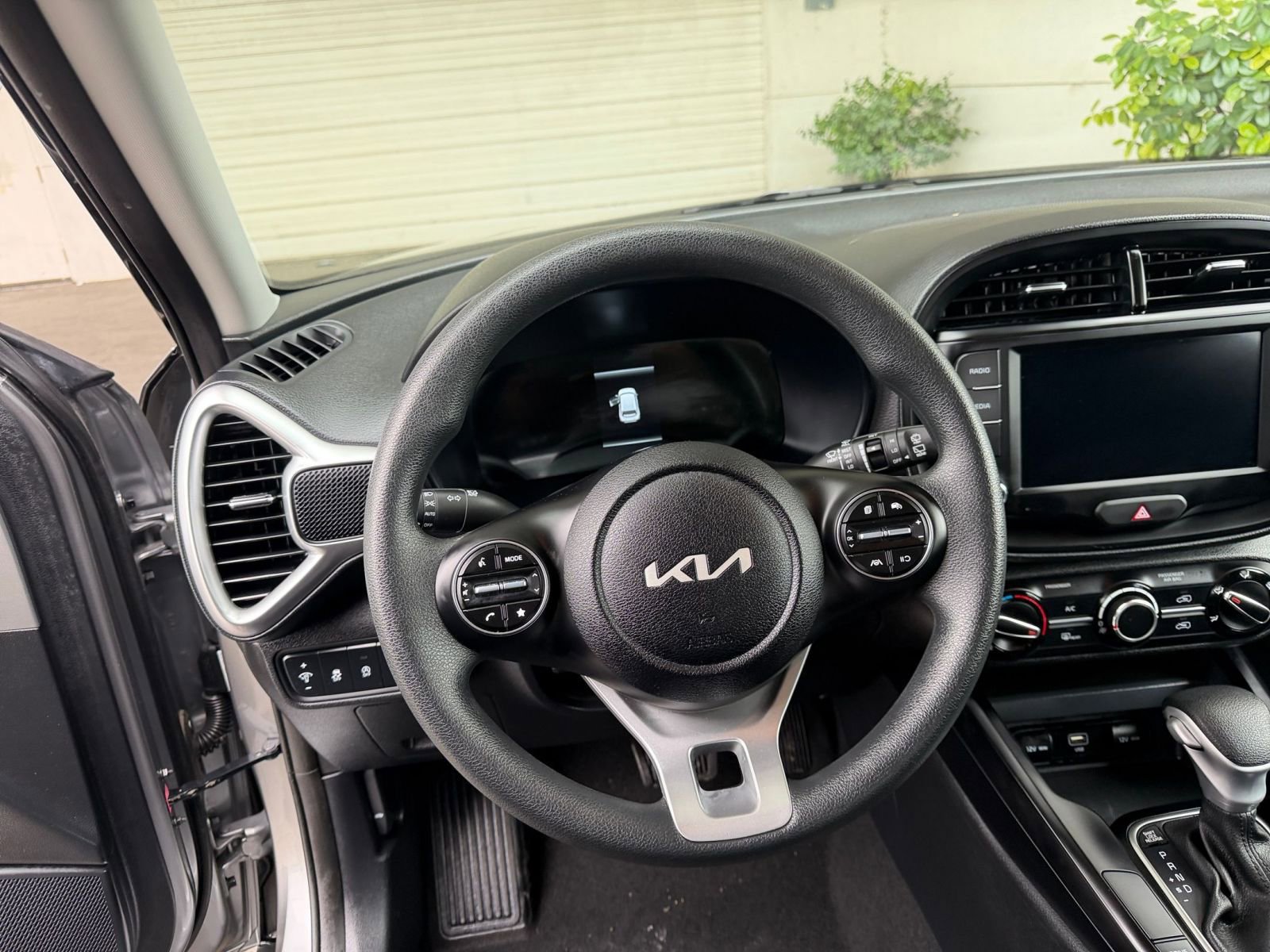 Thumbnail: 2025 Kia Soul - 28