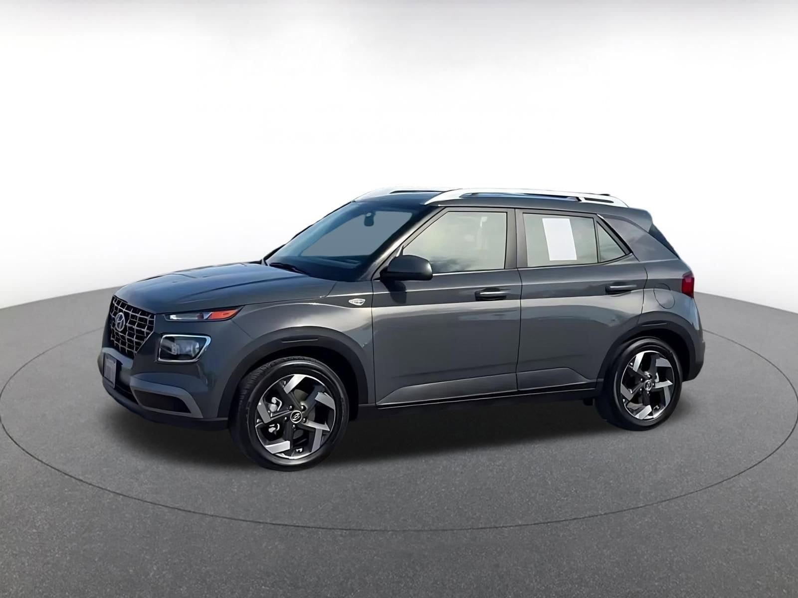 Thumbnail: 2025 Hyundai Venue - 8