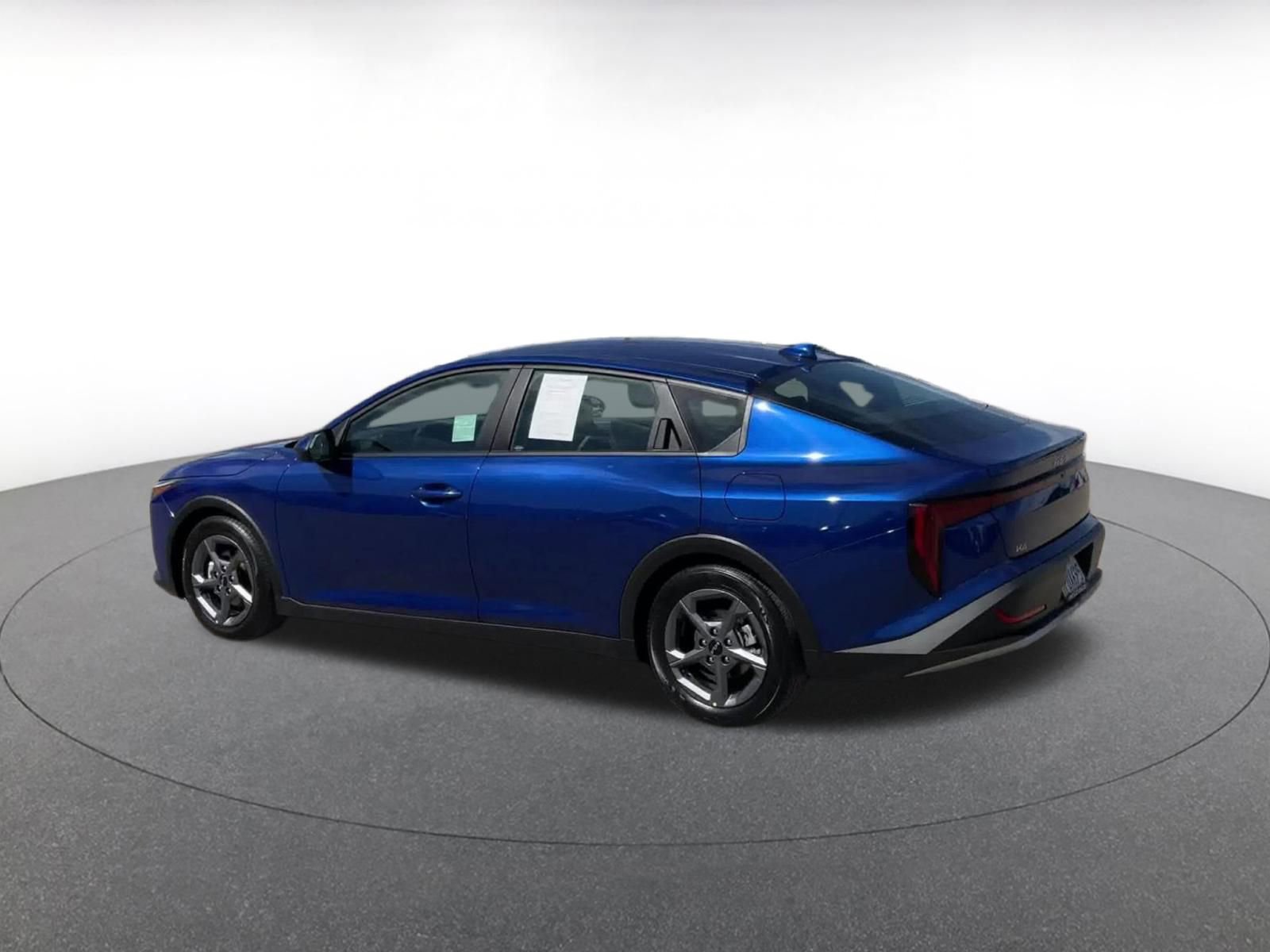 Thumbnail: 2025 Kia K4 - 10