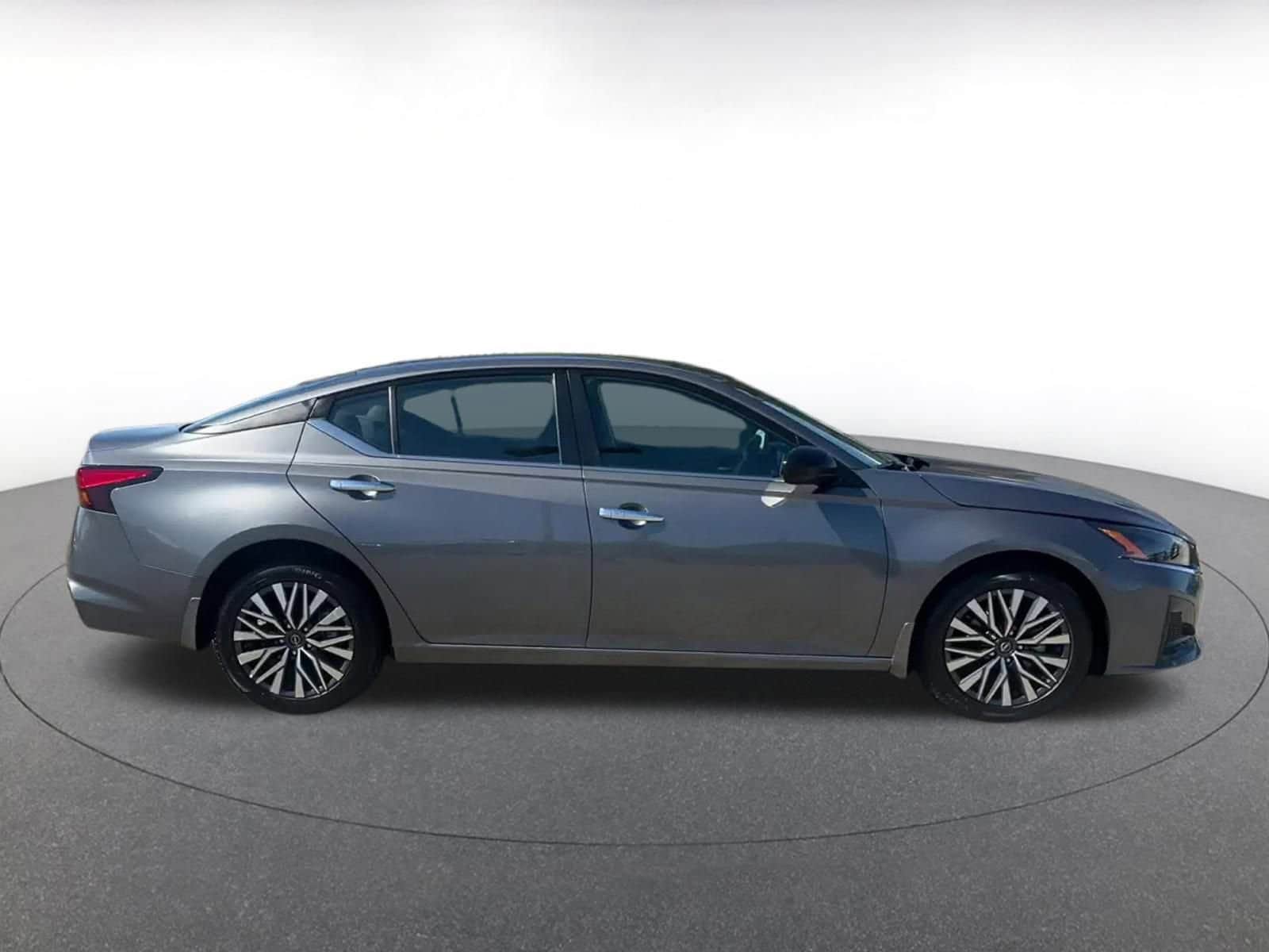 Thumbnail: 2024 Nissan Altima - 16