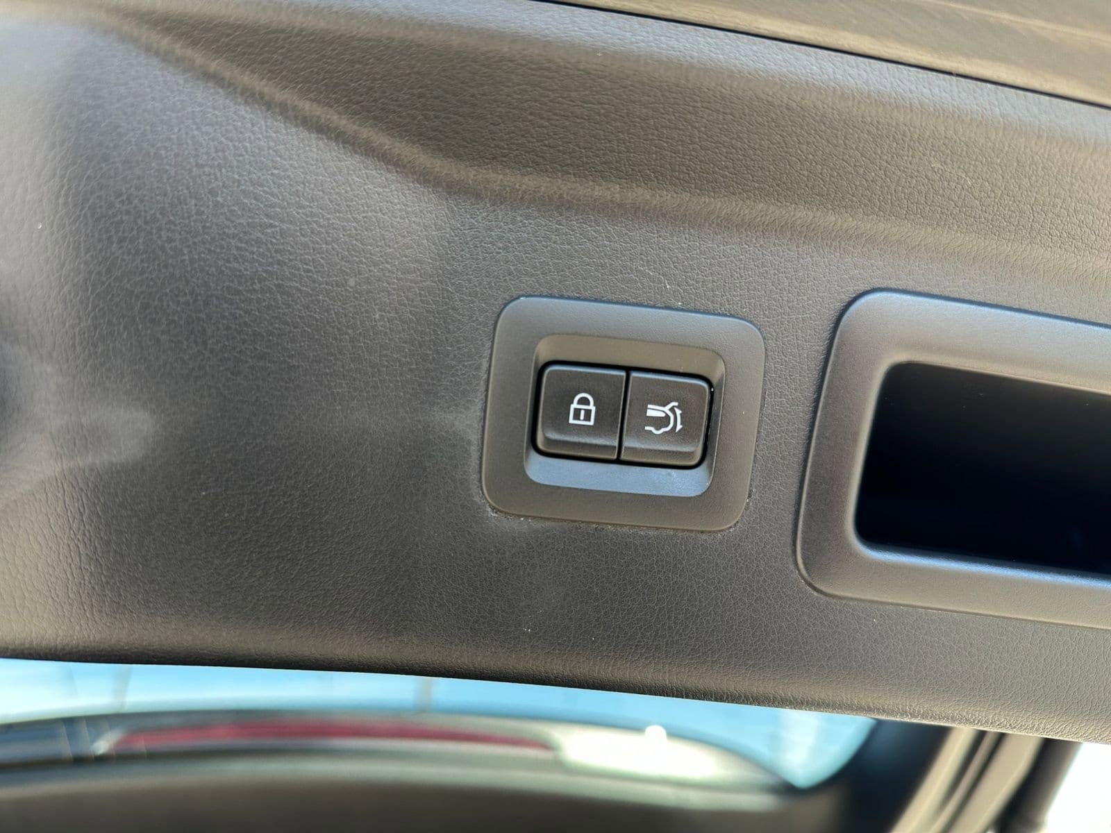 Thumbnail: 2025 Mazda CX-90 - 23