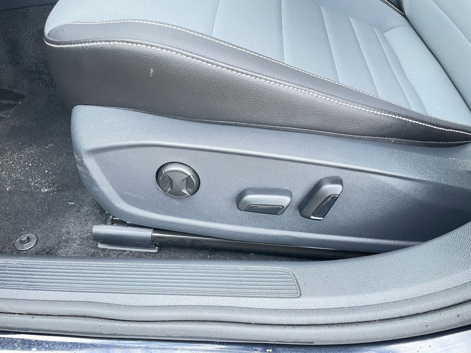 Thumbnail: 2025 Volkswagen Jetta - 23