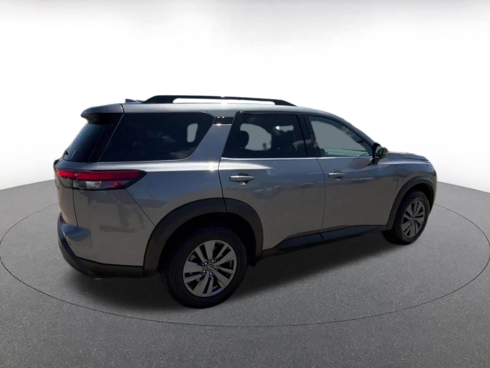 Thumbnail: 2025 Nissan Pathfinder - 14