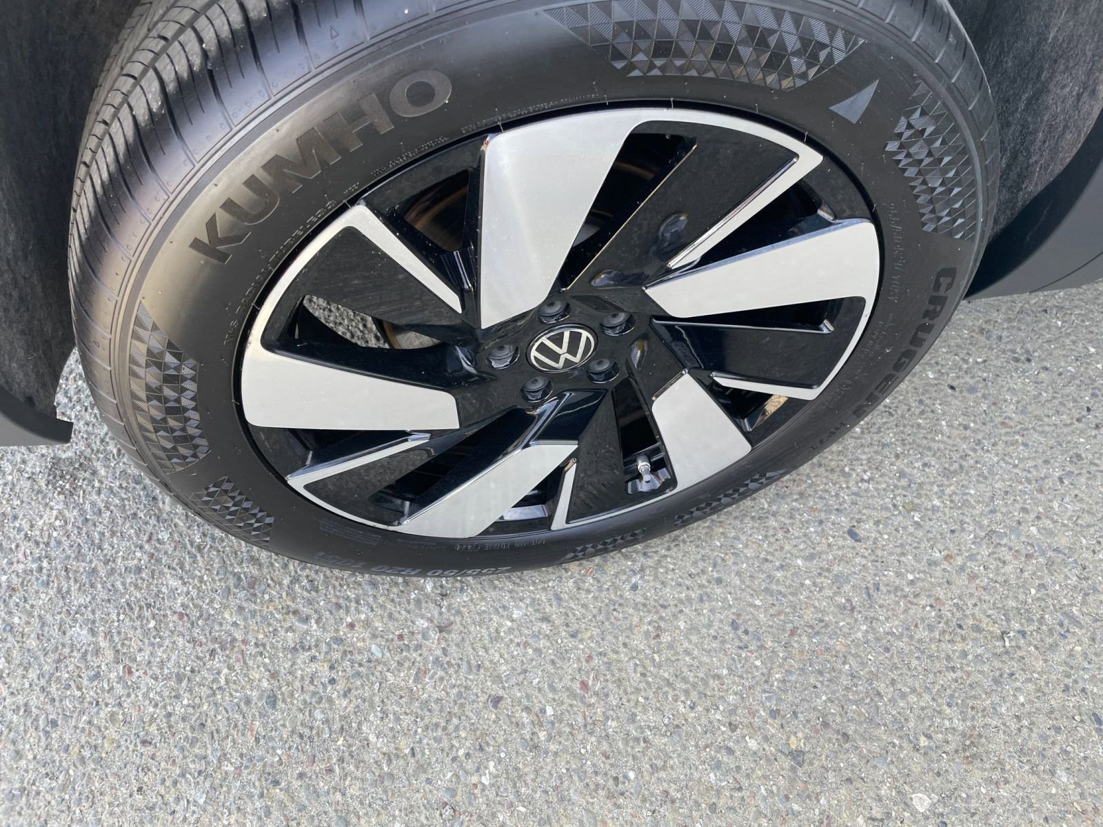 Thumbnail: 2025 Volkswagen Atlas - 32