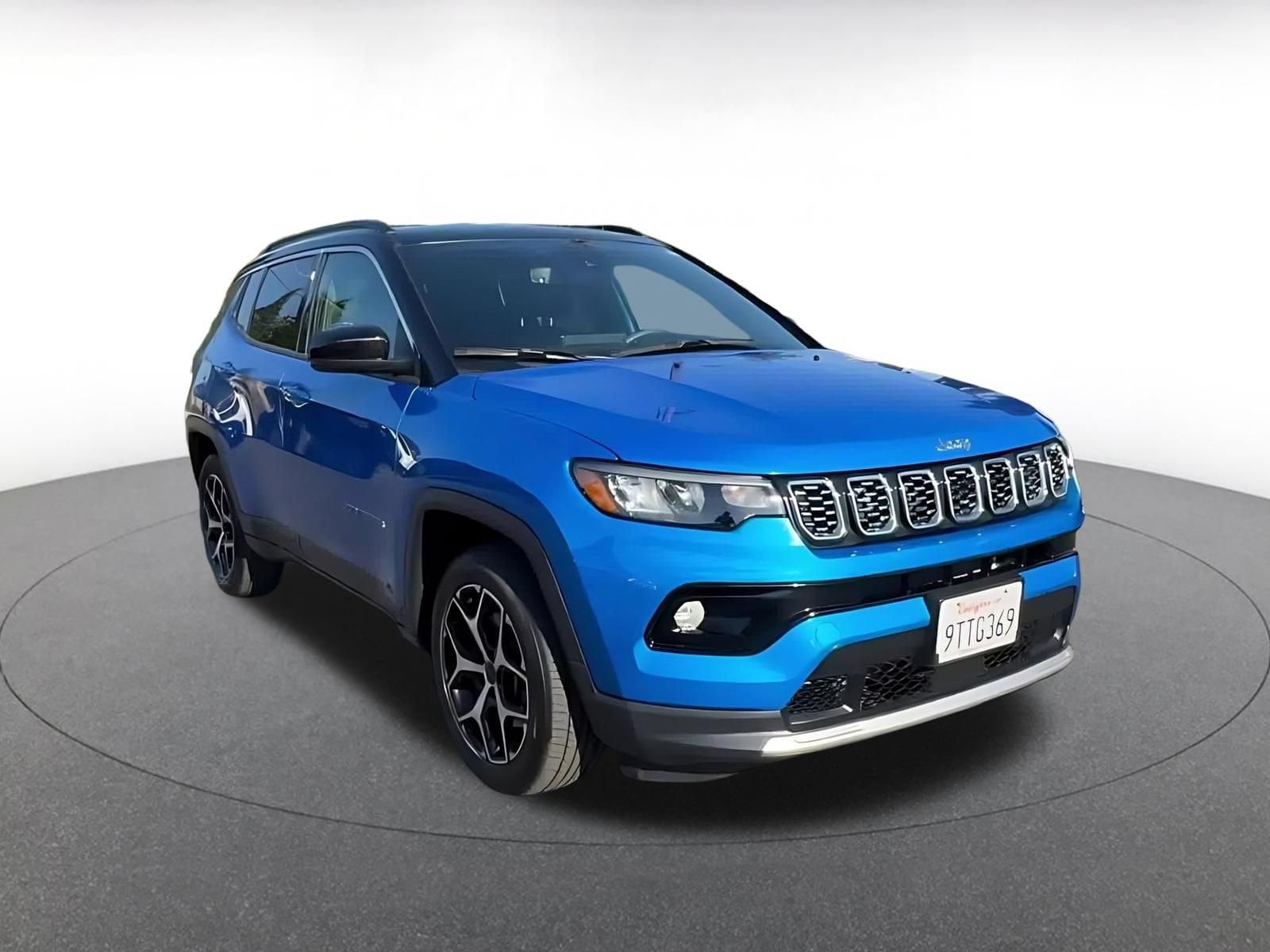 Thumbnail: 2025 Jeep Compass - 3