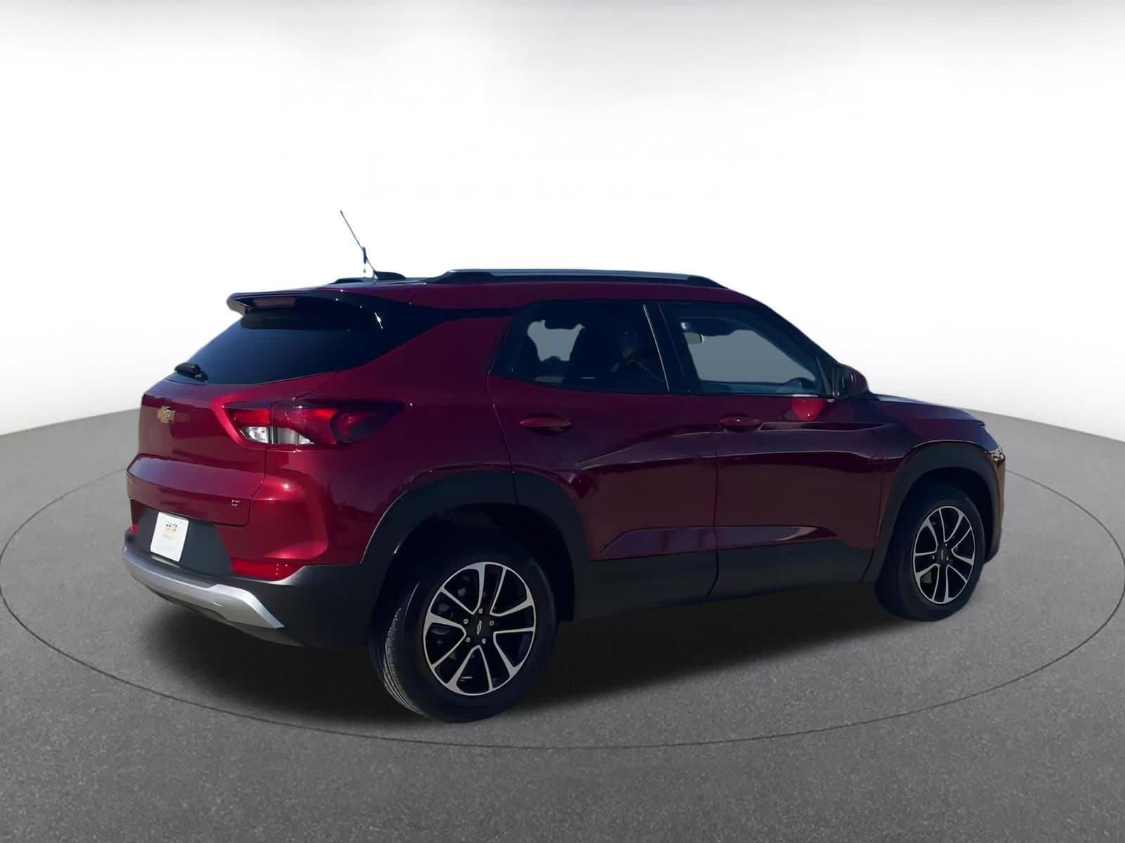 Thumbnail: 2025 Chevrolet TrailBlazer - 15