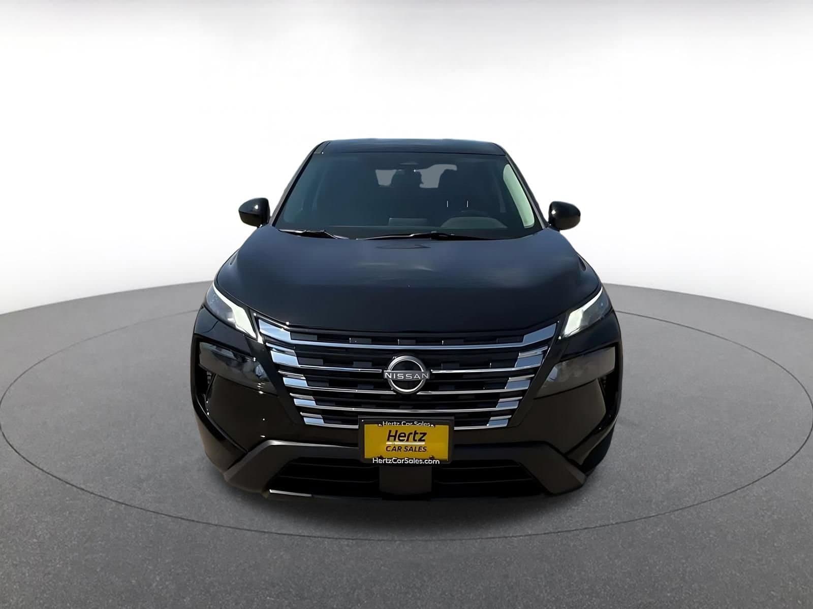 Thumbnail: 2025 Nissan Rogue - 4
