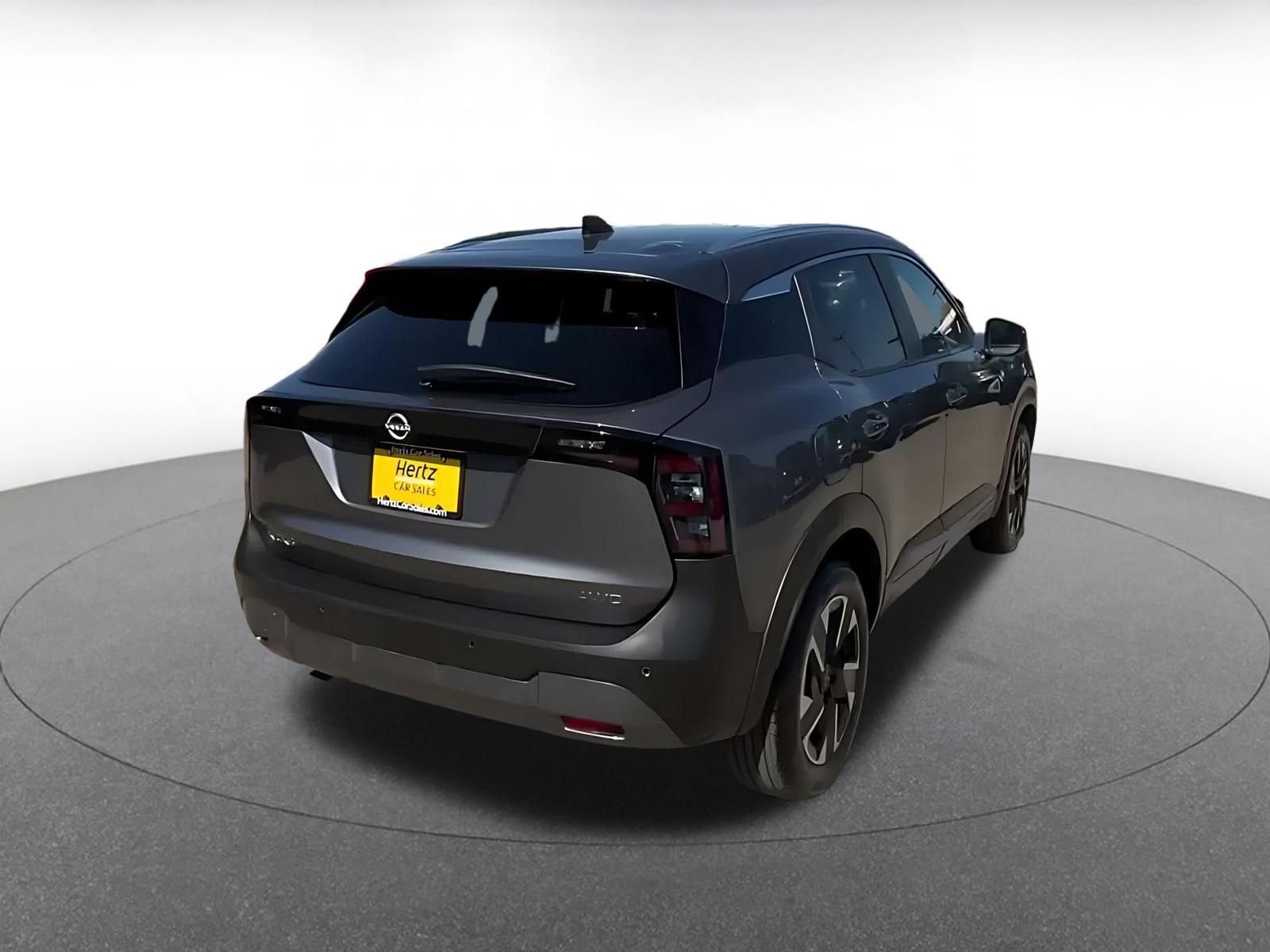 Thumbnail: 2026 Nissan Kicks - 13