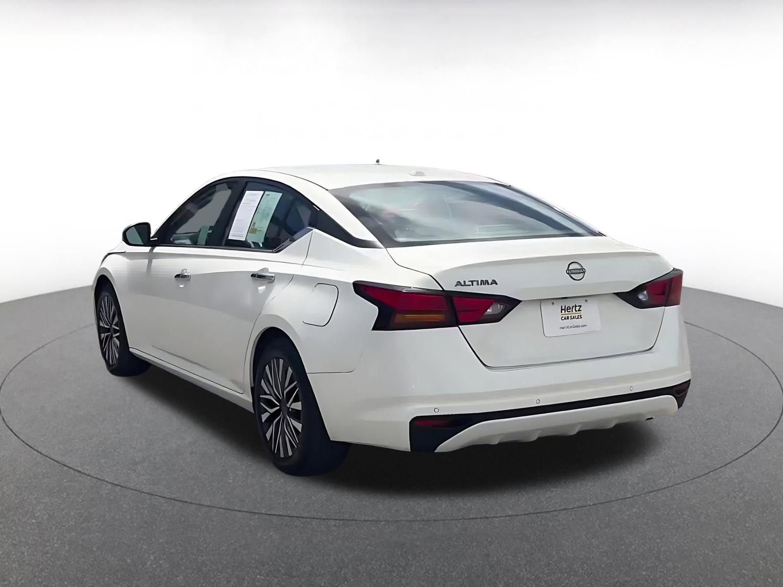 Thumbnail: 2025 Nissan Altima - 11