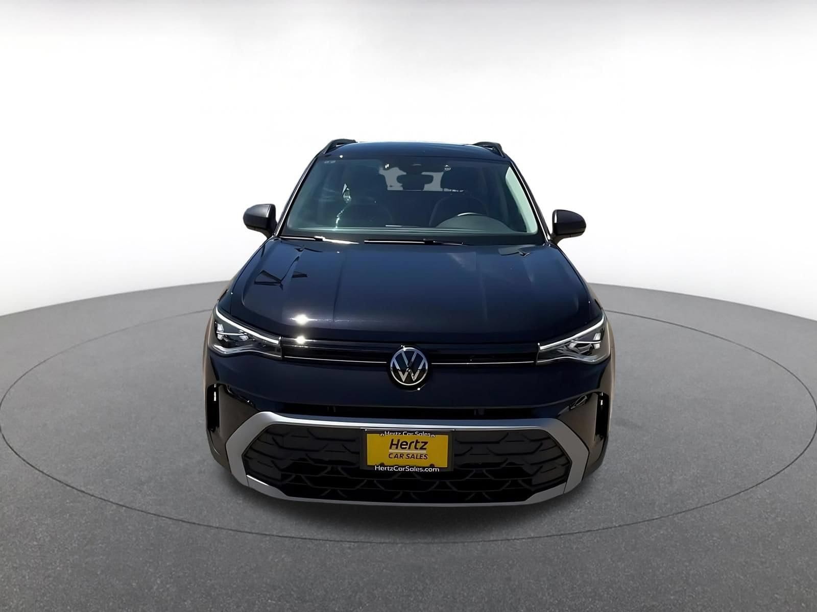 Thumbnail: 2026 Volkswagen Taos - 4