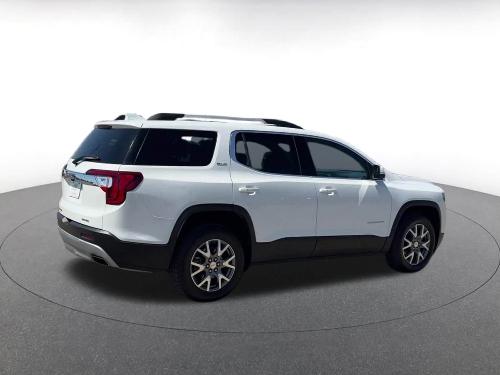 Thumbnail: 2023 GMC Acadia - 13