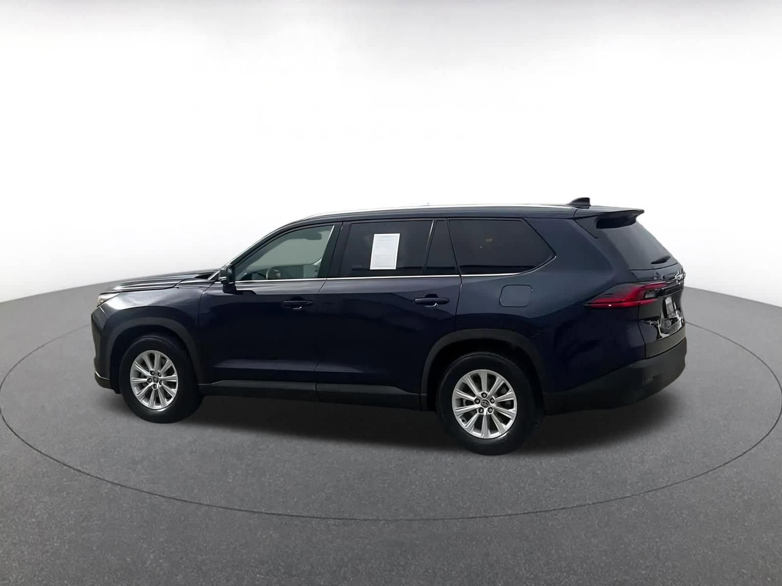 Thumbnail: 2025 Toyota Grand Highlander - 10