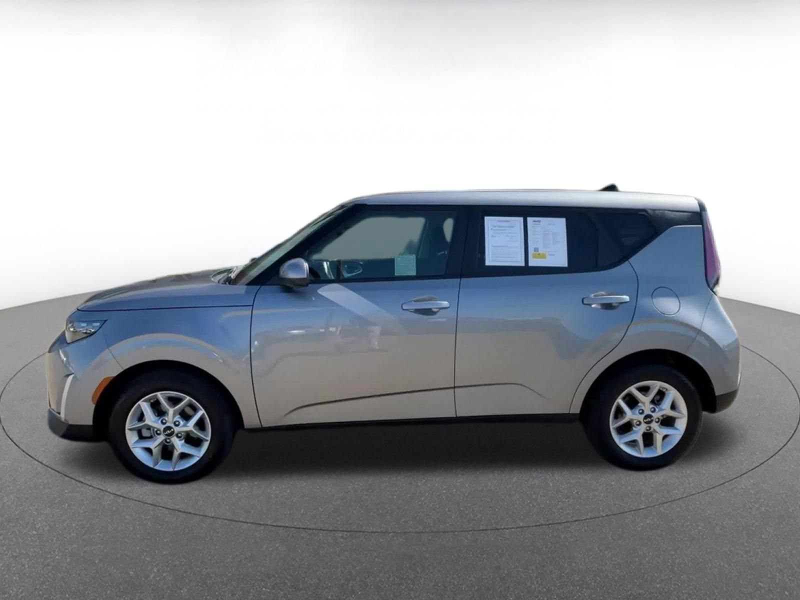 Thumbnail: 2025 Kia Soul - 9