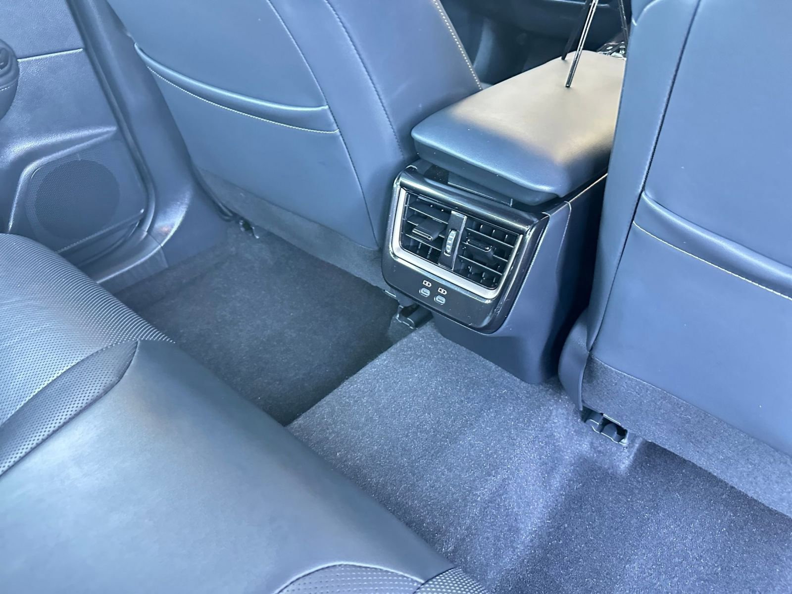 Thumbnail: 2025 Toyota Crown - 24