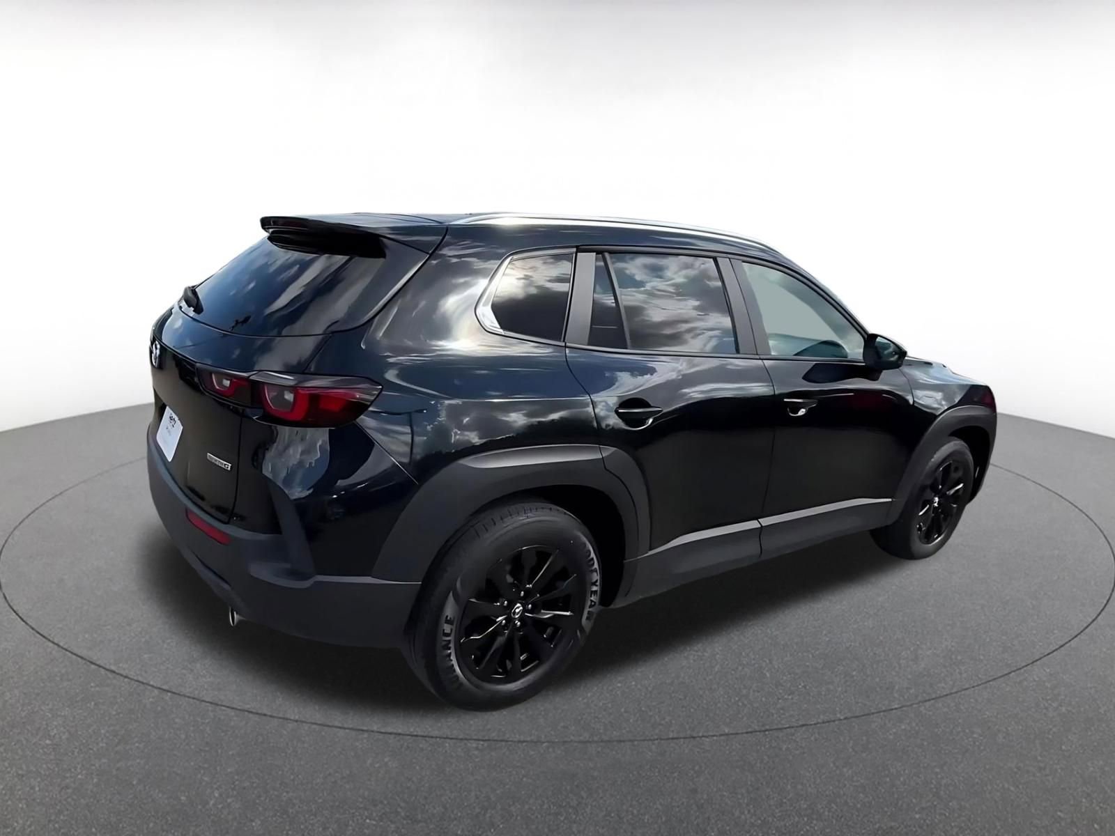 Thumbnail: 2025 Mazda CX-50 - 15