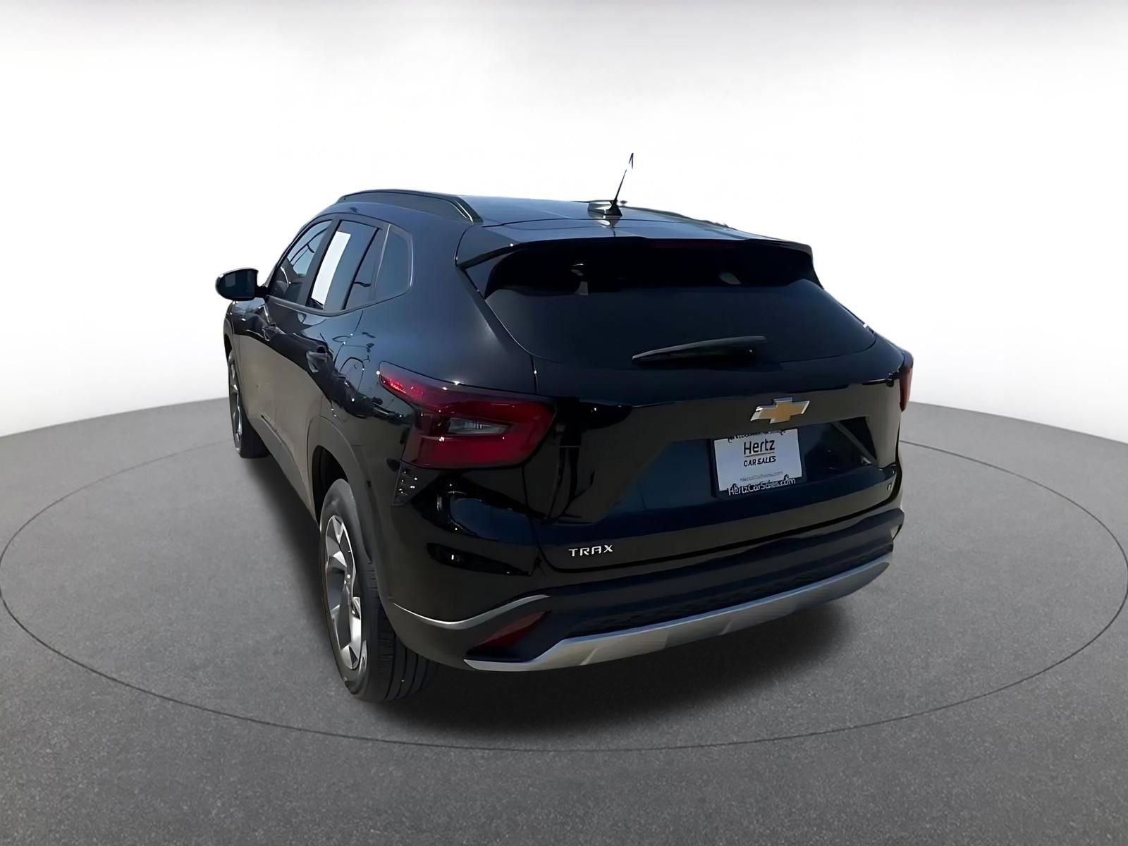 Thumbnail: 2025 Chevrolet Trax - 11