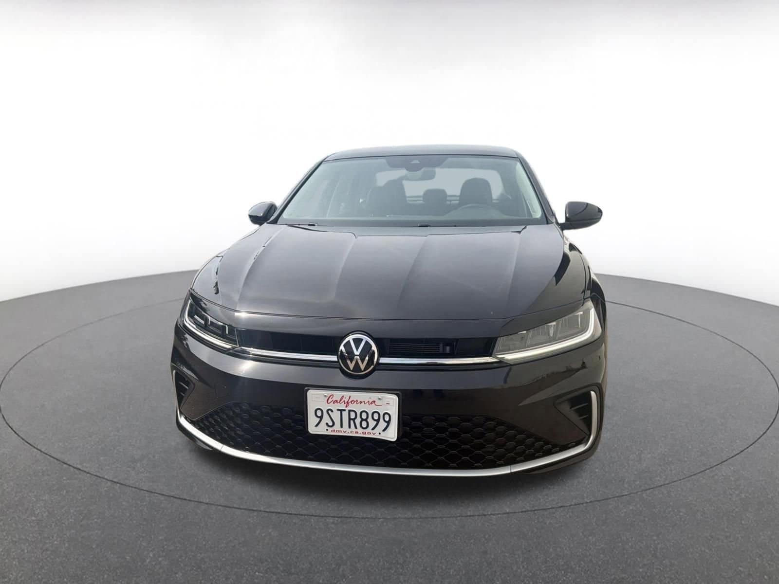 Thumbnail: 2025 Volkswagen Jetta - 2