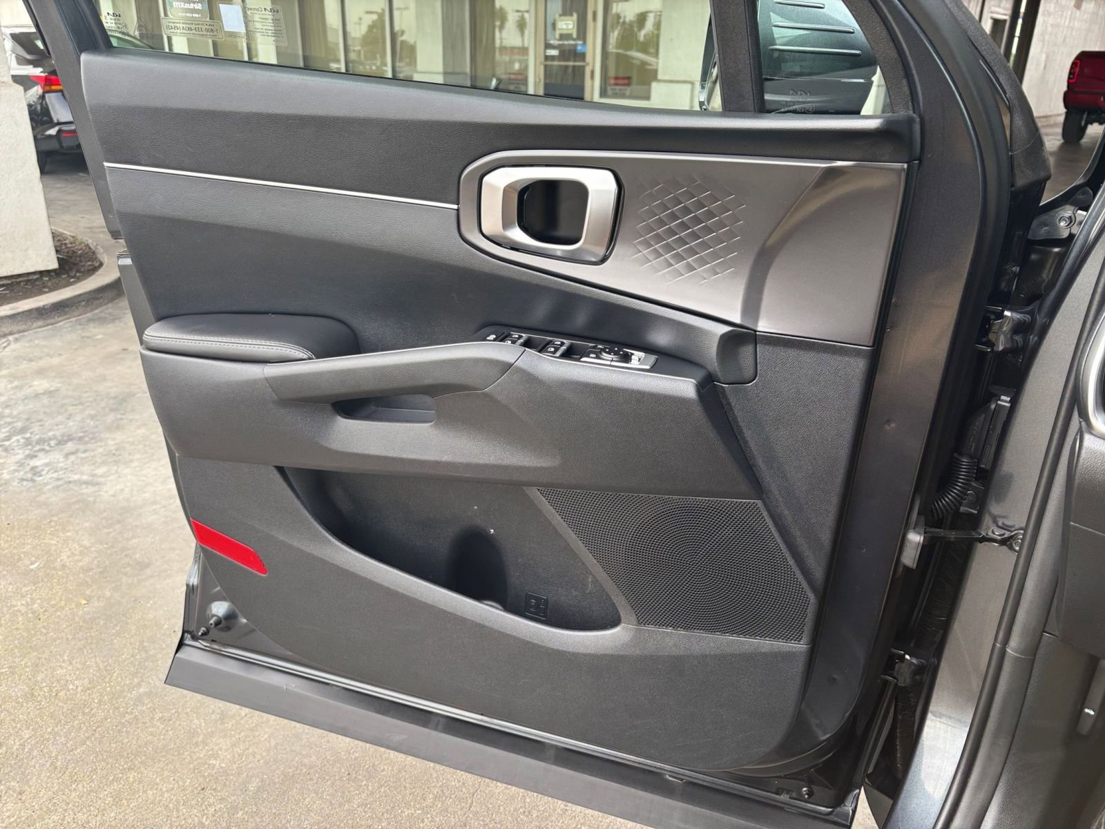 Thumbnail: 2024 Kia Sorento - 18