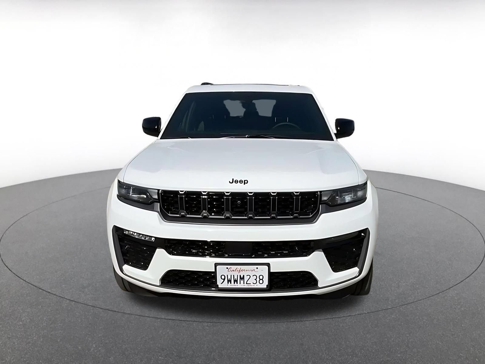 Thumbnail: 2026 Jeep Grand Cherokee - 4