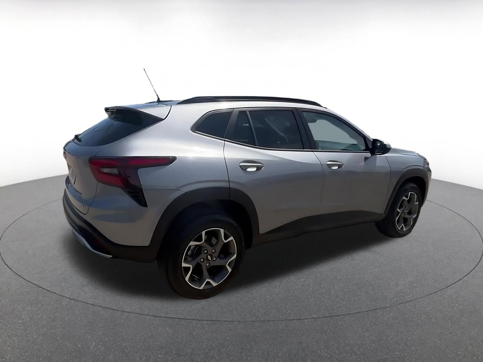 Thumbnail: 2025 Chevrolet Trax - 14