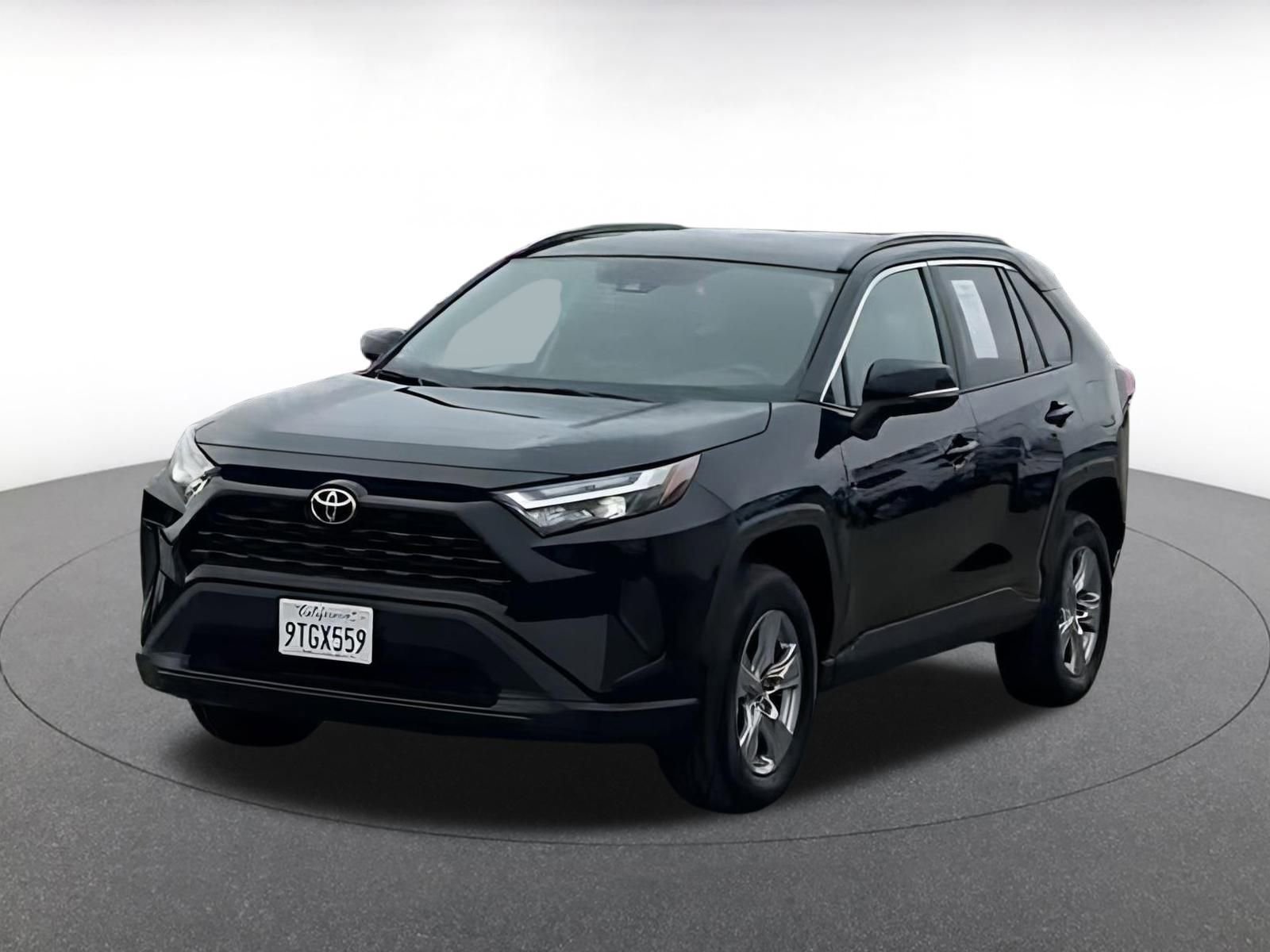 Thumbnail: 2025 Toyota RAV4 - 8