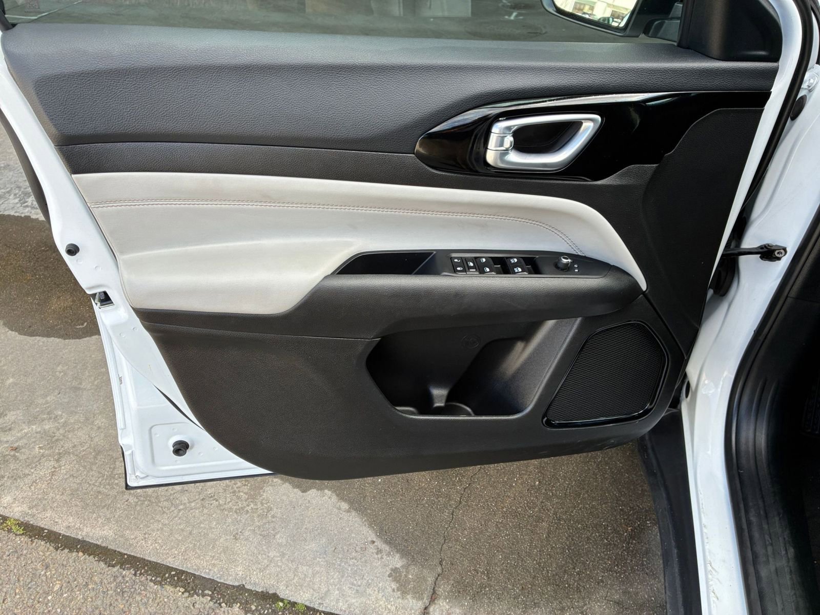 Thumbnail: 2025 Jeep Compass - 18