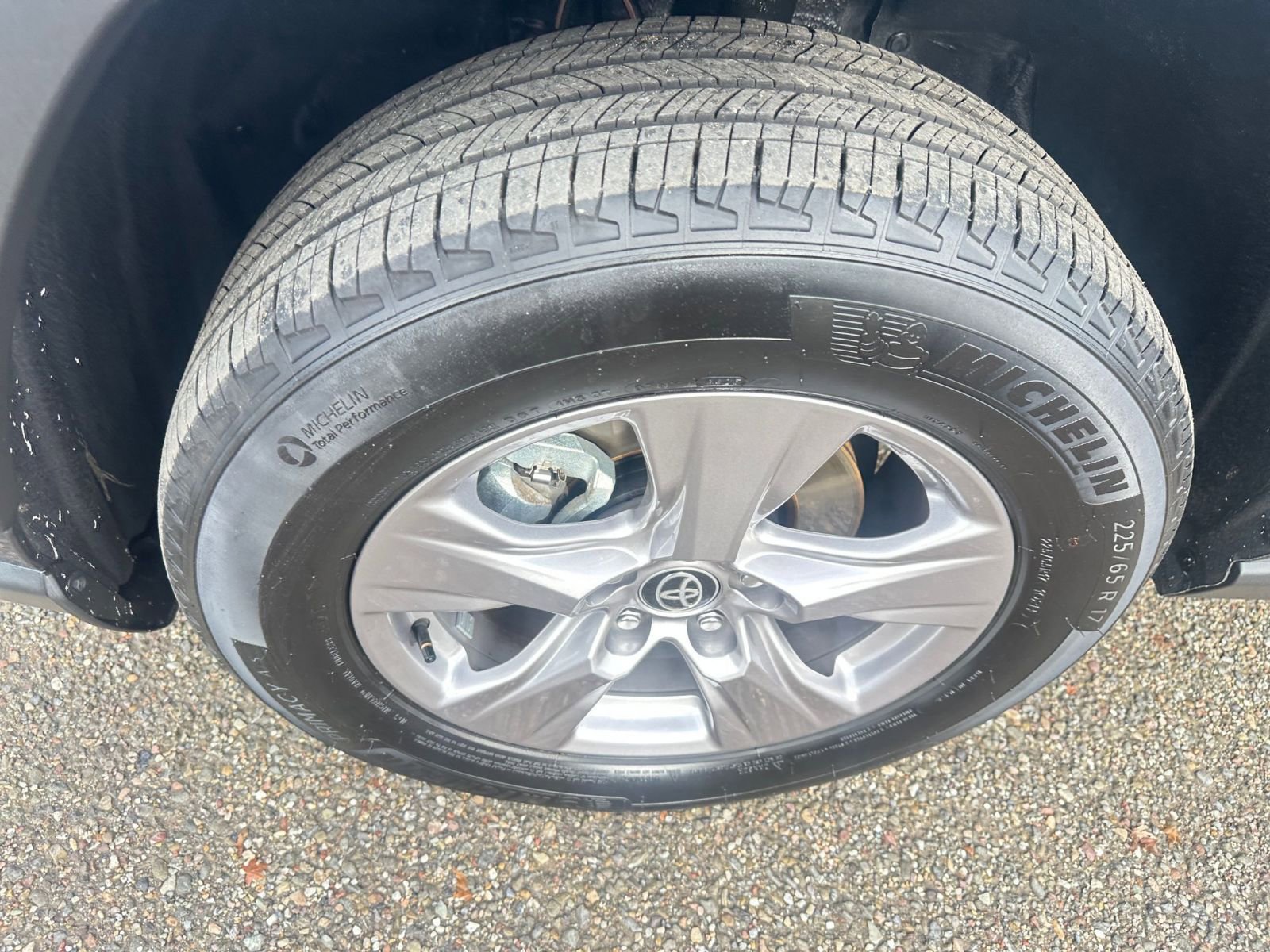 Thumbnail: 2025 Toyota RAV4 - 30