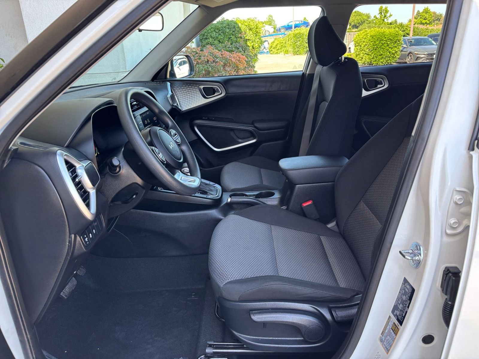 Thumbnail: 2025 Kia Soul - 24