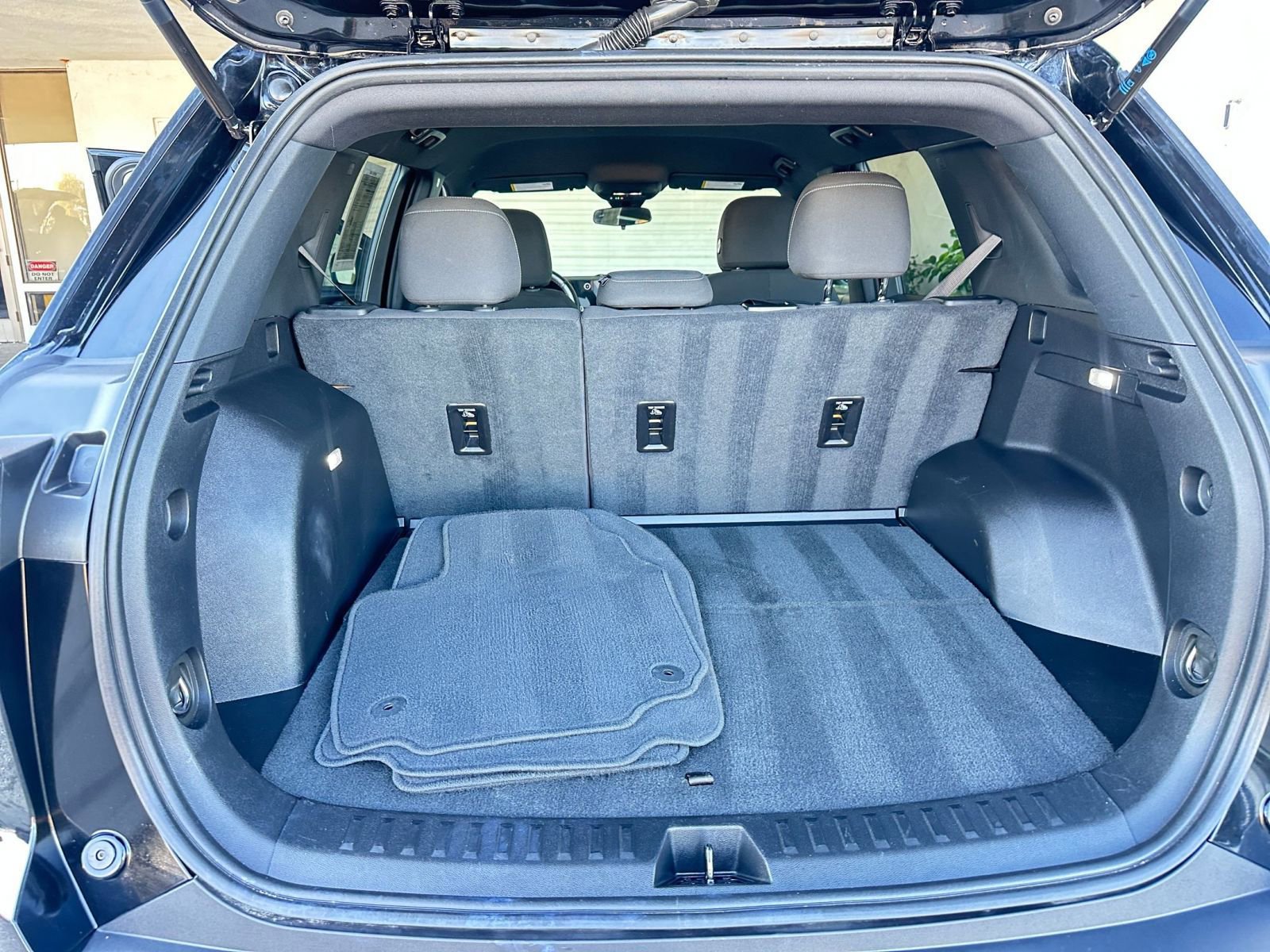 Thumbnail: 2025 Chevrolet Equinox - 31