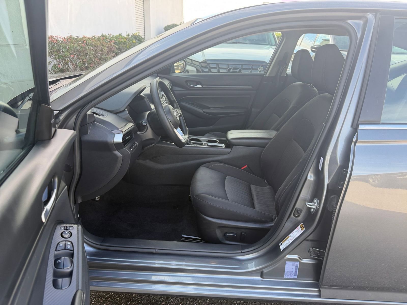 Thumbnail: 2024 Nissan Altima - 28