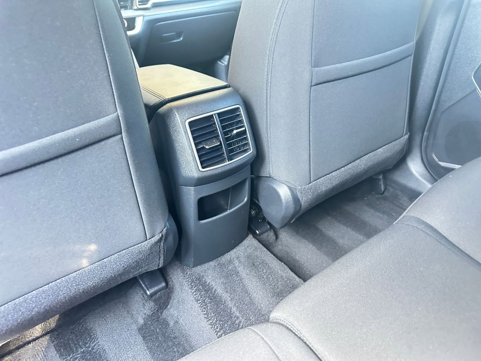 2024 Kia Sportage LX 25