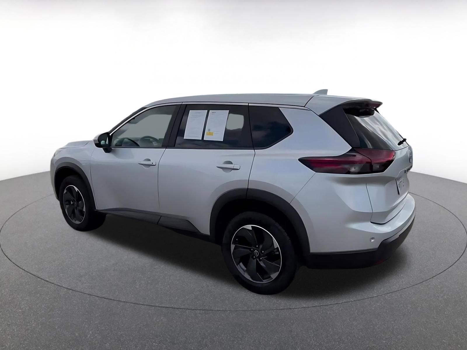Thumbnail: 2025 Nissan Rogue - 10