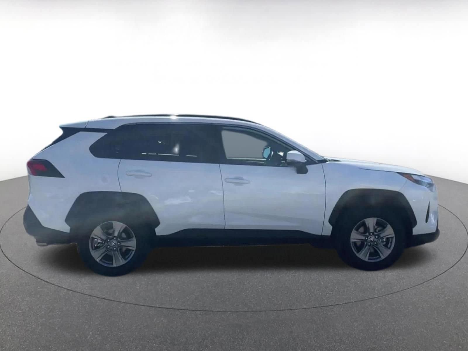 Thumbnail: 2025 Toyota RAV4 - 16