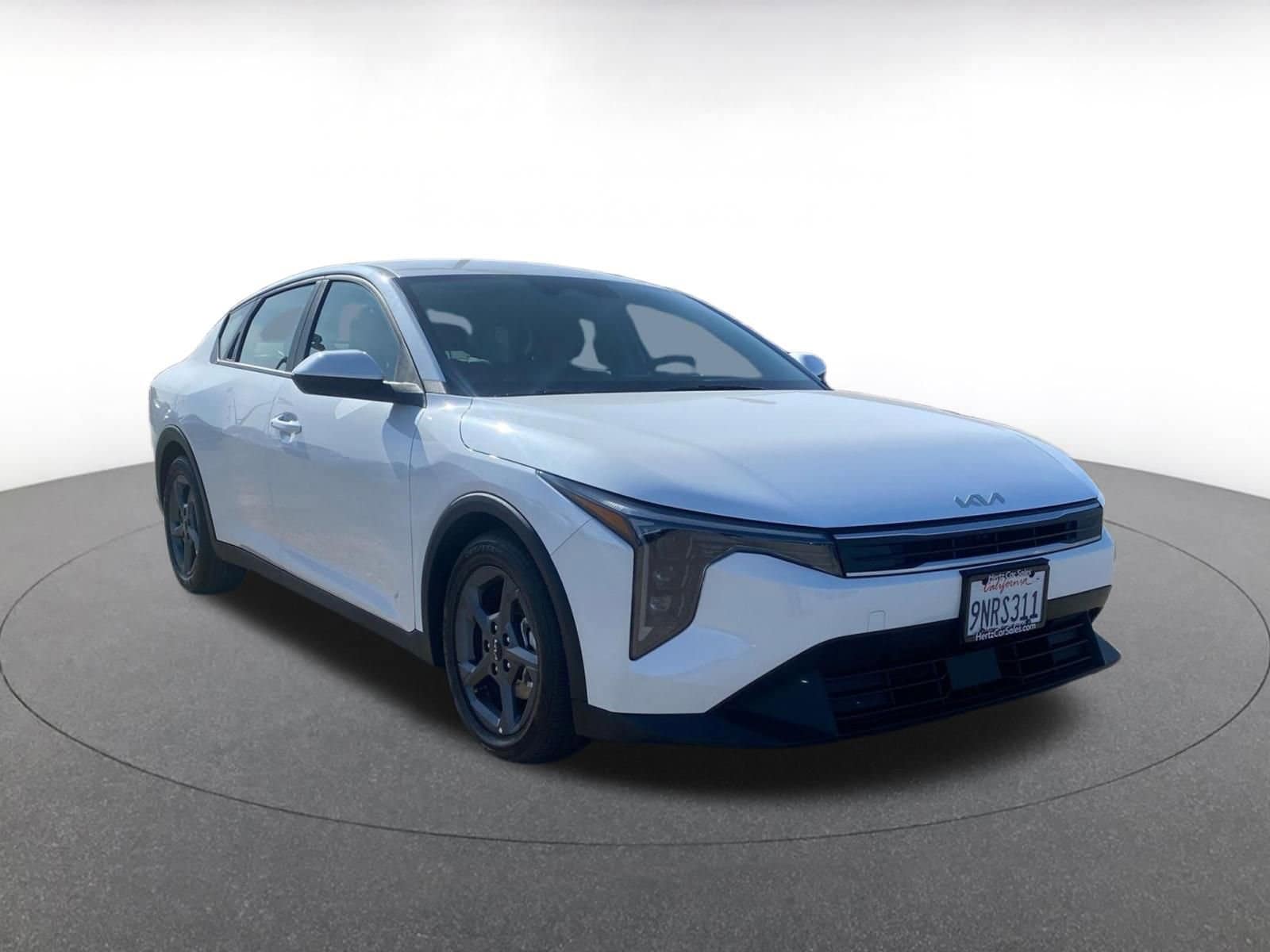 Thumbnail: 2025 Kia K4 - 1