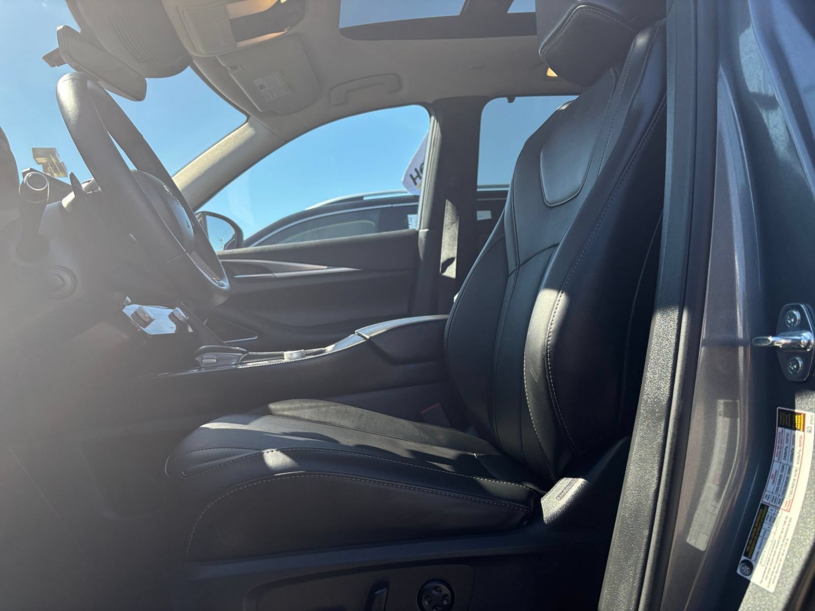 Thumbnail: 2026 INFINITI QX60 - 29