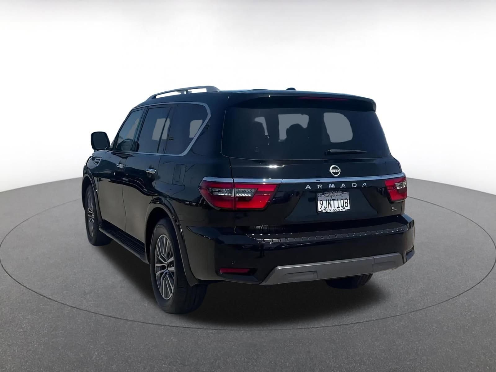 2024 Nissan Armada SL 11