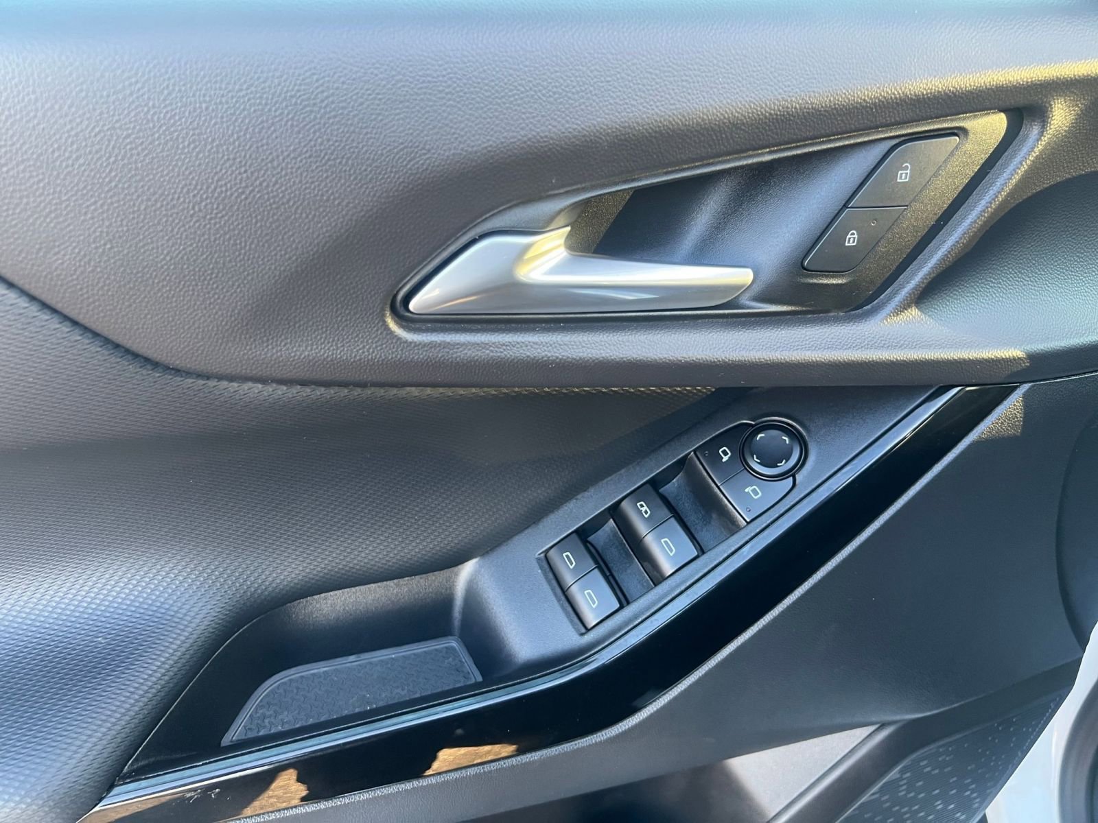 Thumbnail: 2025 Chevrolet Equinox - 20