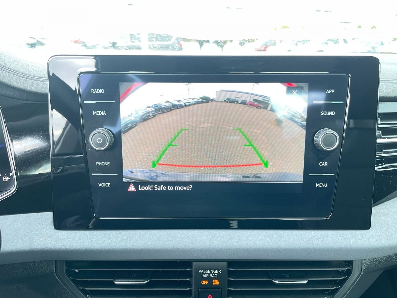 Thumbnail: 2025 Volkswagen Jetta - 17