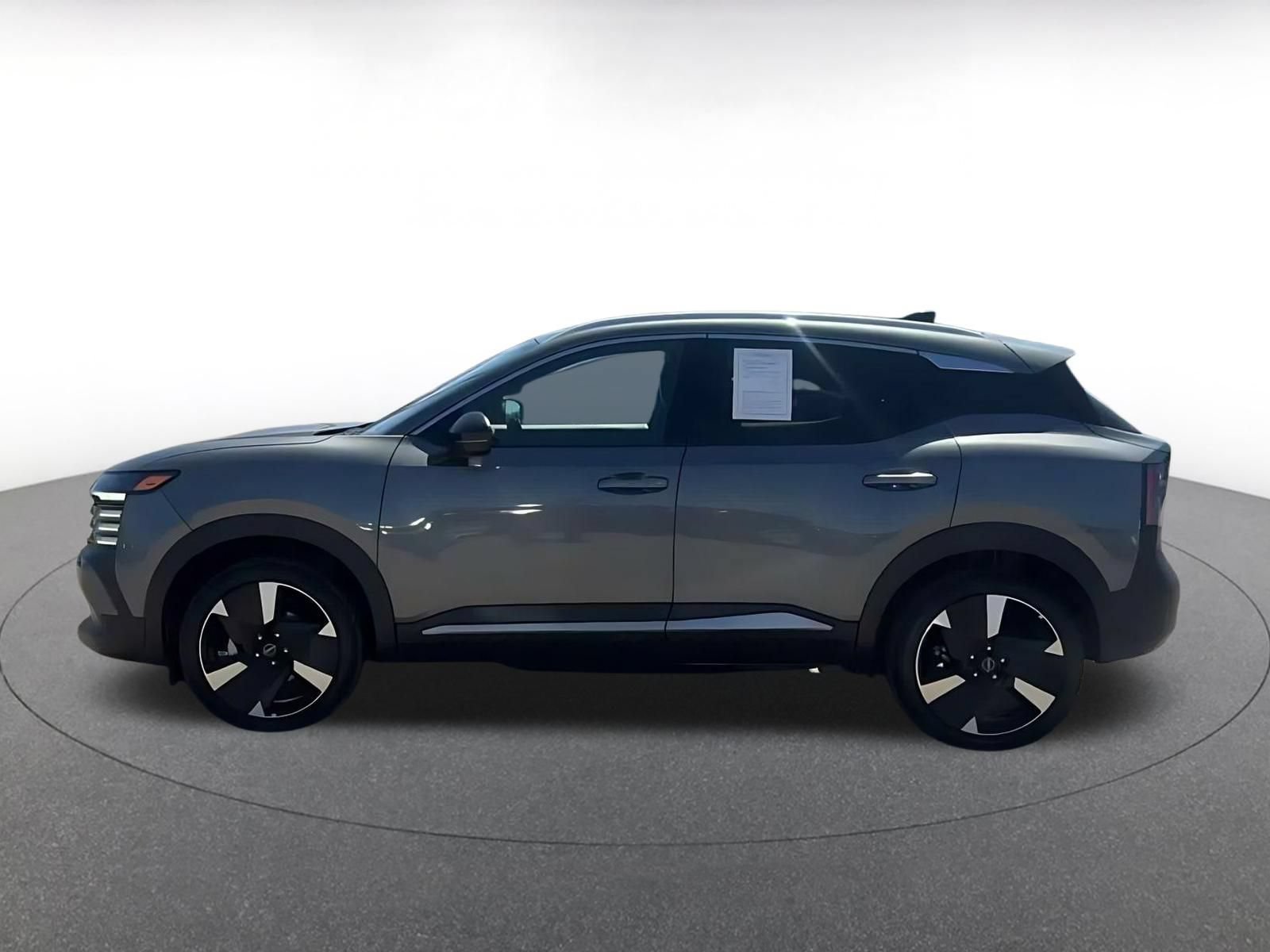 Thumbnail: 2026 Nissan Kicks - 10