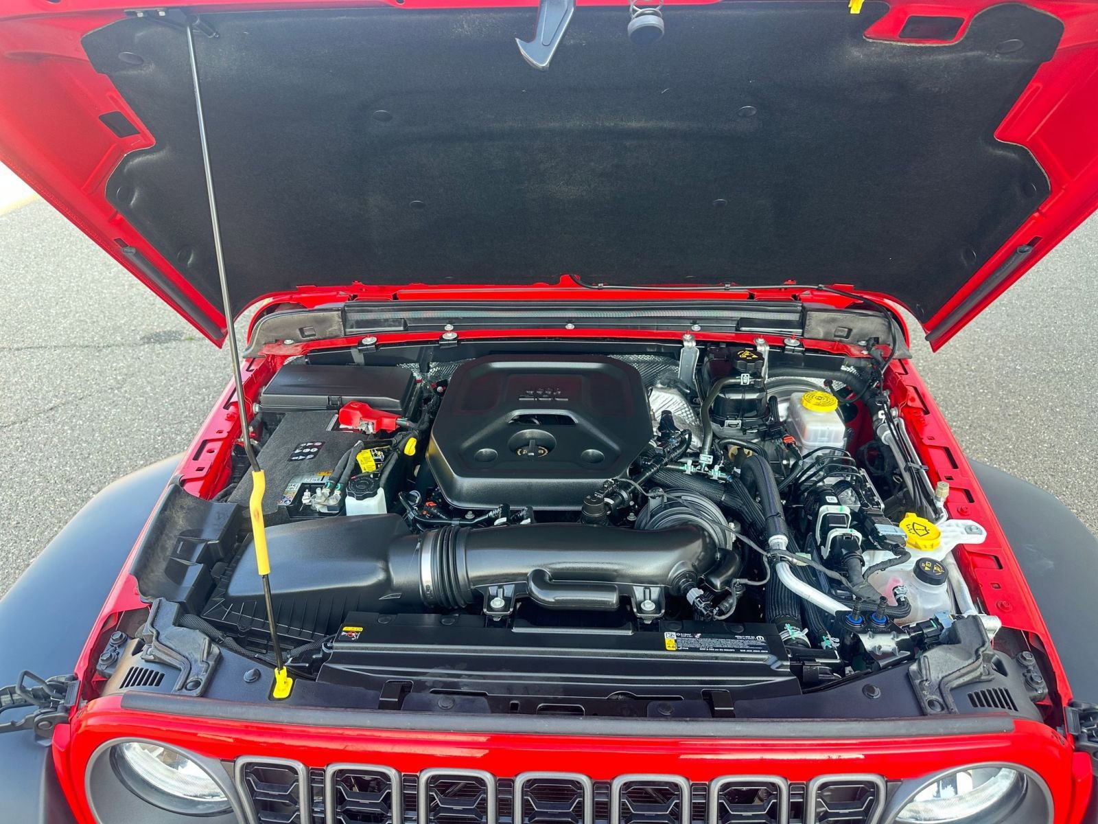 Thumbnail: 2025 Jeep Wrangler - 32