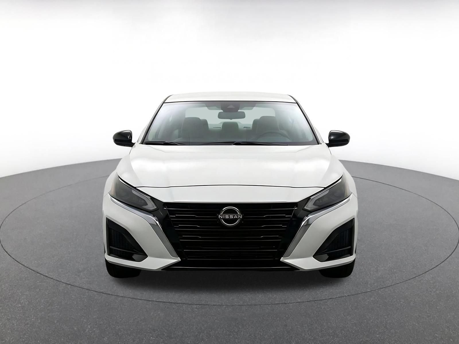 Thumbnail: 2025 Nissan Altima - 2