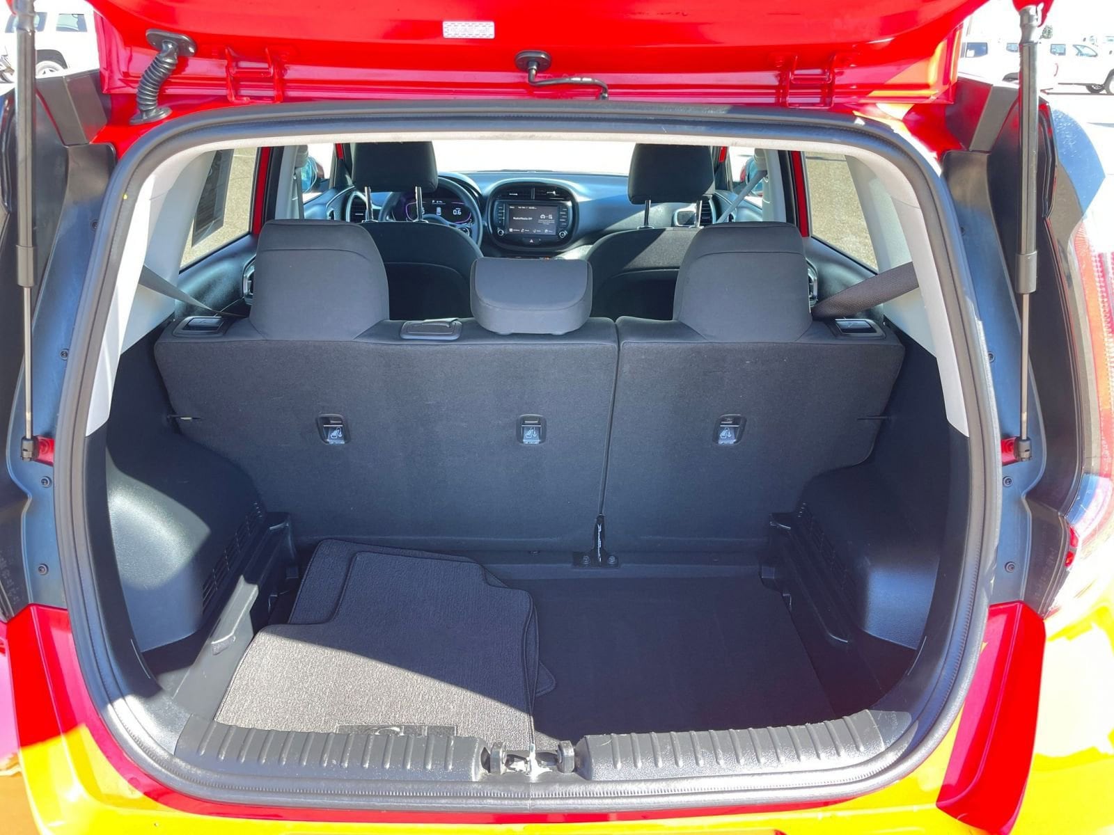 Thumbnail: 2025 Kia Soul - 31