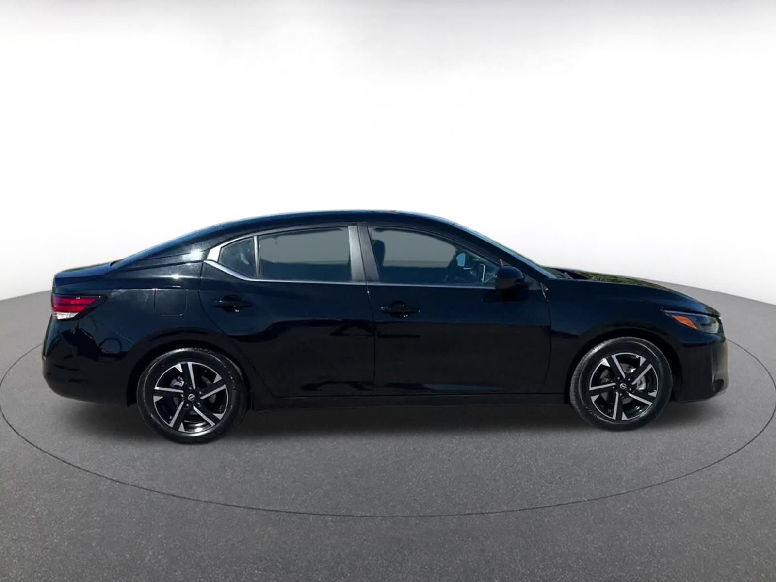 Thumbnail: 2024 Nissan Sentra - 16