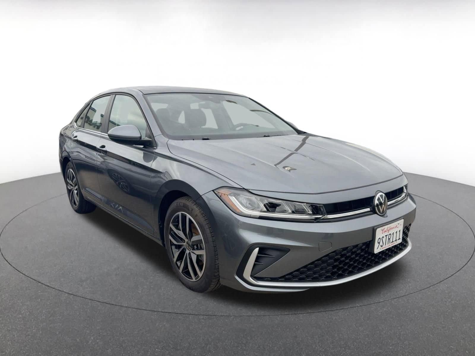 Thumbnail: 2025 Volkswagen Jetta - 2