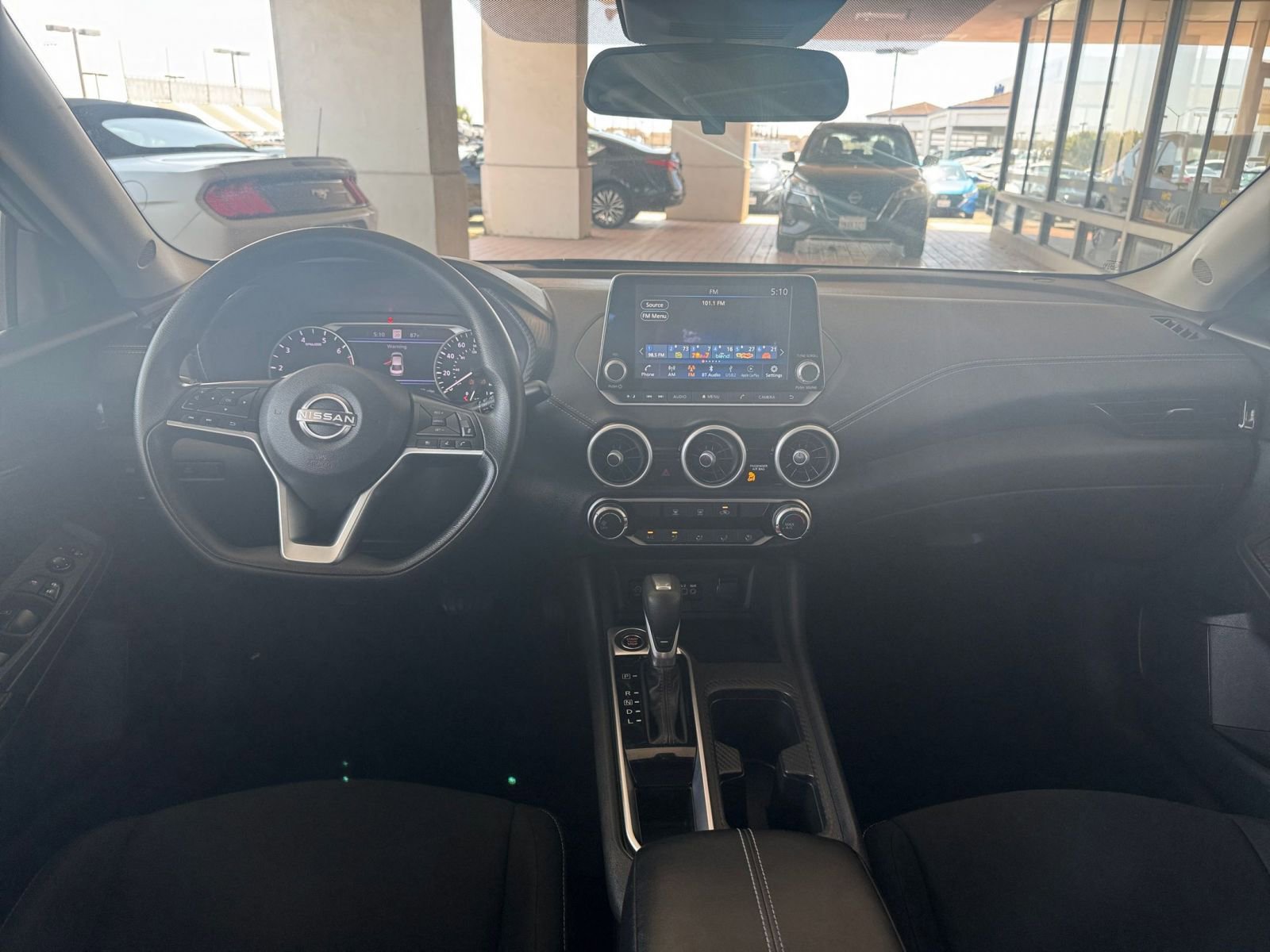 Thumbnail: 2024 Nissan Sentra - 32