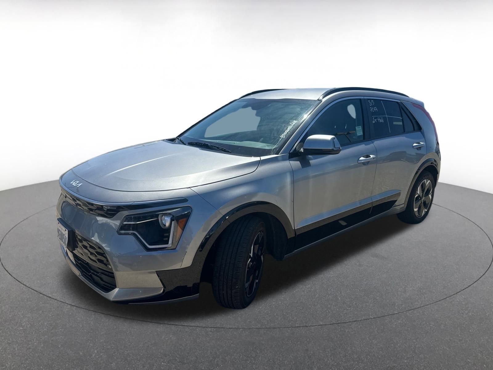 Thumbnail: 2023 Kia Niro - 2